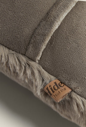 Taupe Ducky / Lumbar