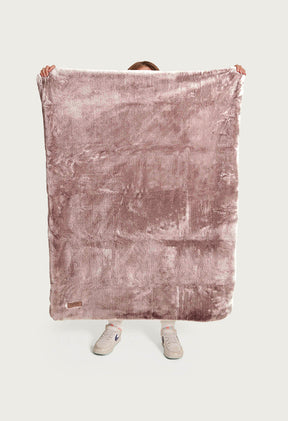 Rosy Baby / Extra Small 34" x 44"