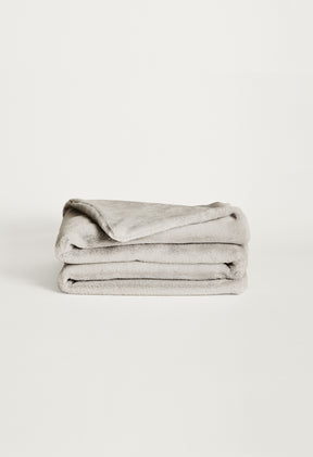 Greige Goose / Small 50" x 60"