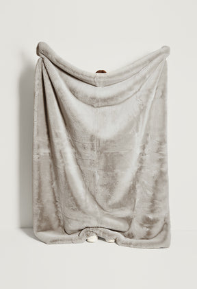 Greige Goose / Medium 60" x 80"