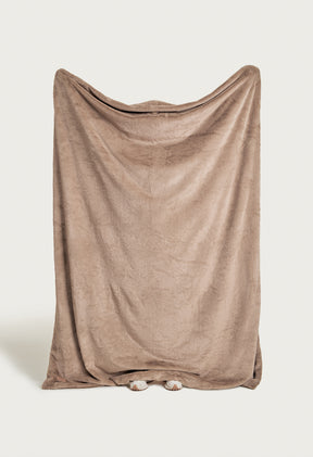 Mocha Shar Pei / Medium 60" x 80"