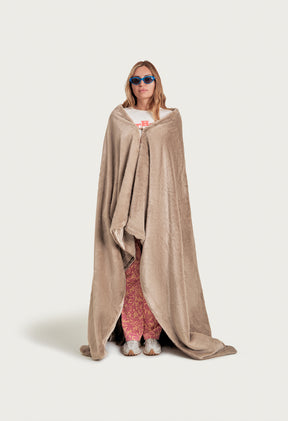 Mocha Shar Pei / Medium 60" x 80"