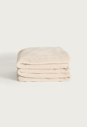 Beige Bear / Medium 60" x 80"