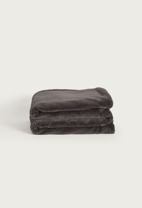 Charcoal Charlie / Small 50" x 60"