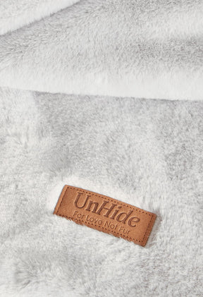 Silve Fox / Medium 60" x 80"