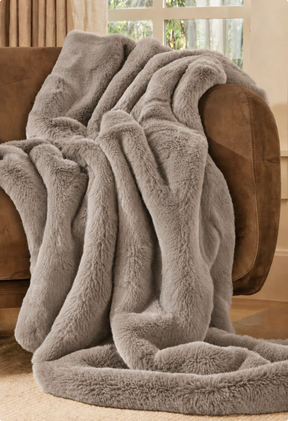 Taupe Ducky / Large 60" x 80"